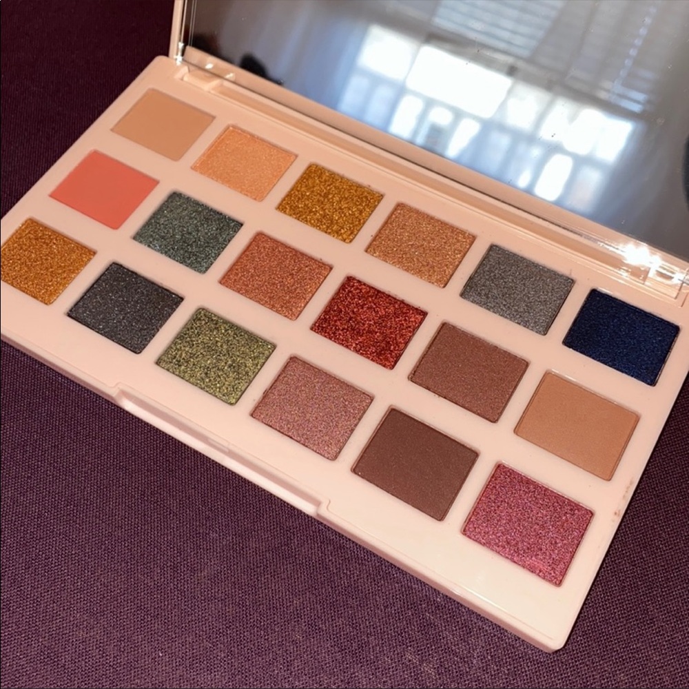 Ciate Eyeshadow Palette - Picture 3 of 4